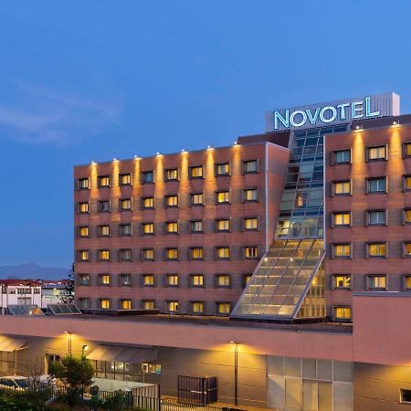 Novotel Caserta Sud Exteriör bild