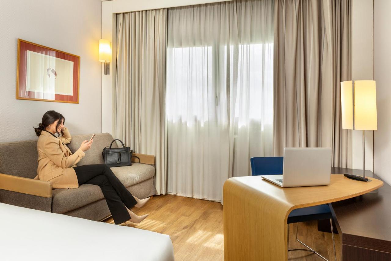 Novotel Caserta Sud Exteriör bild