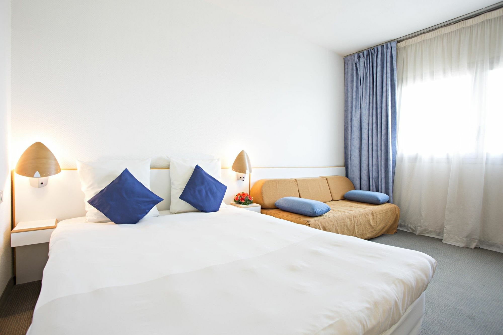 Novotel Caserta Sud Exteriör bild